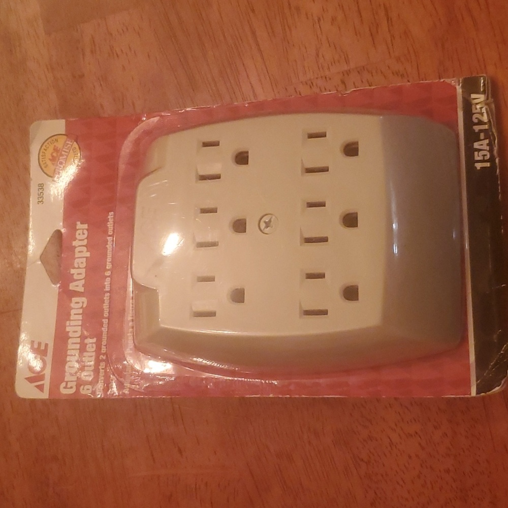 New 6 Outlet Grounding Adapter Ivory Colored